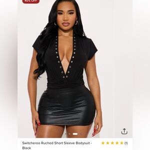 BNWT fashionnova plunge bodysuit
